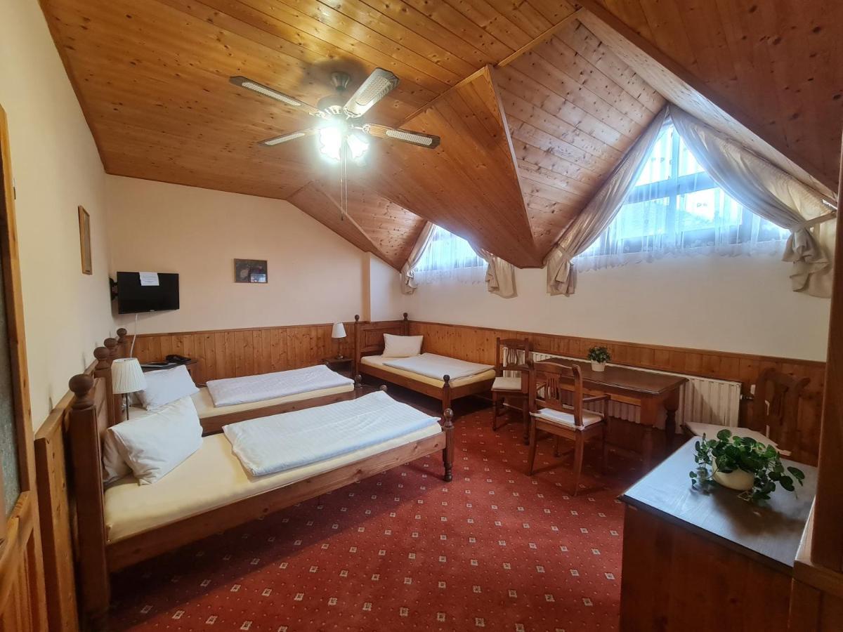 Garni Hotel Asas*** Most Extérieur photo