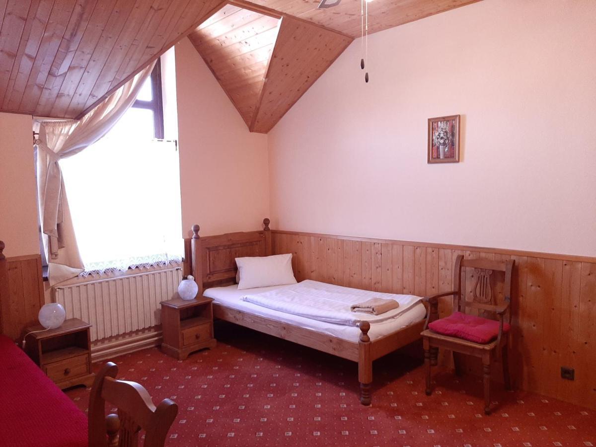 Garni Hotel Asas*** Most Extérieur photo