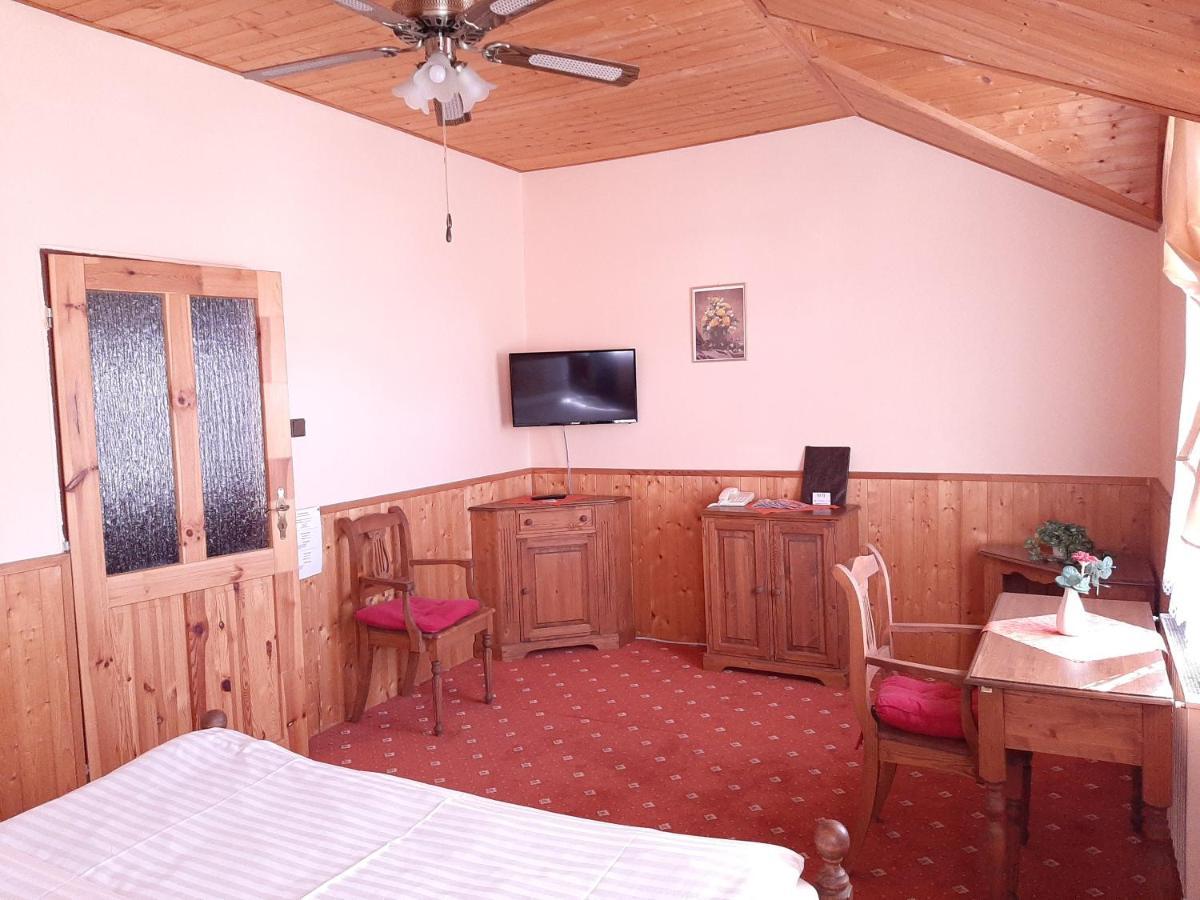 Garni Hotel Asas*** Most Extérieur photo